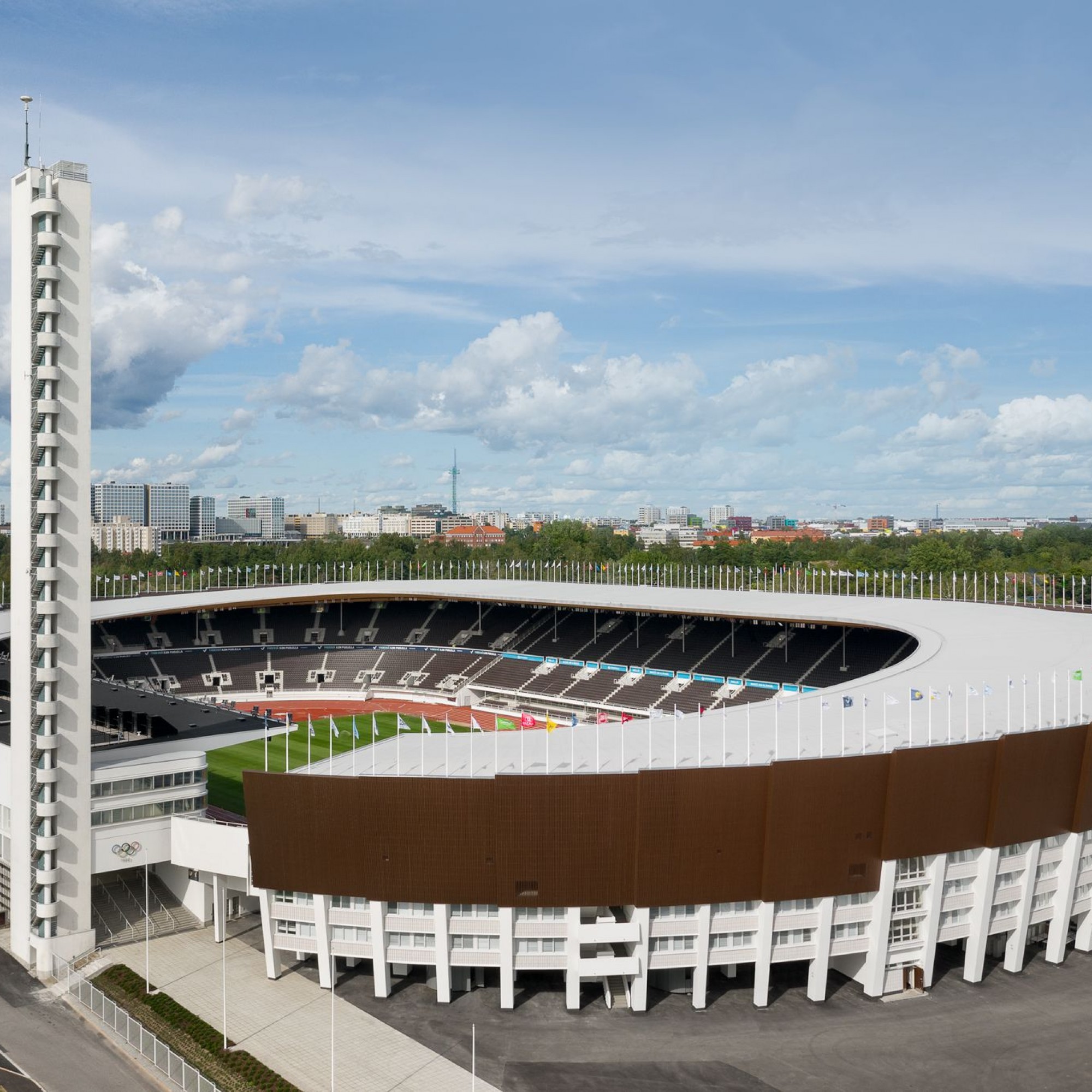 oyau du fonctionnalisme finlandais, le stade olympique d'Helsinki est réinauguré après une vaste rénovation