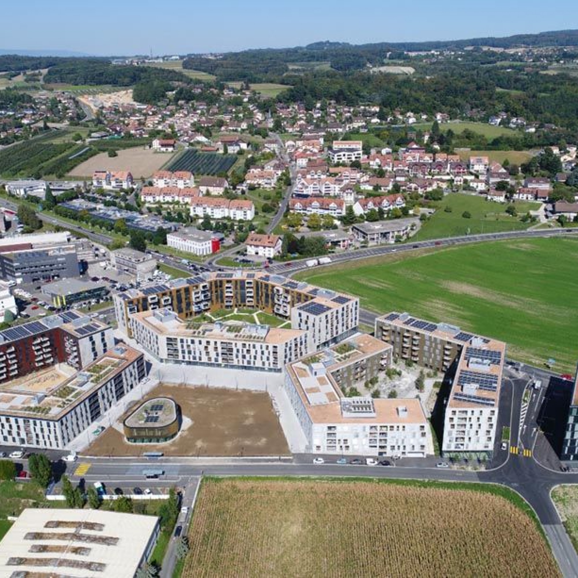 Oassis, Crissier. six immeubles résidentiels de 550 appartements et un immeuble de bureaux.