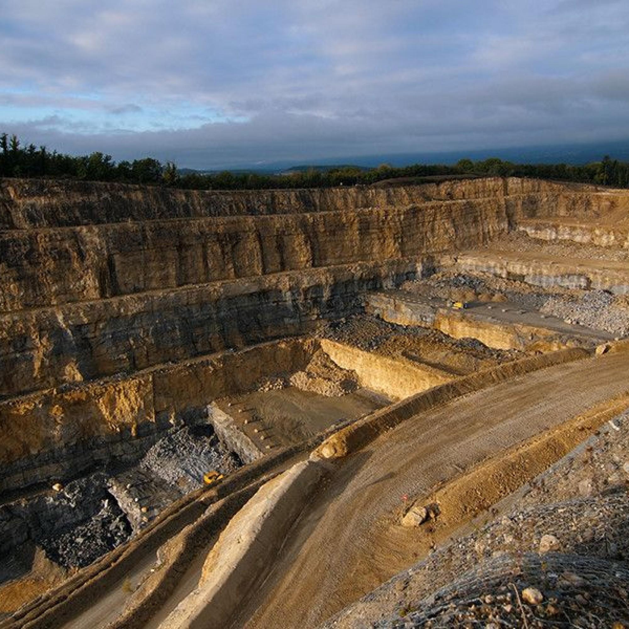 Une ZAD fait barrage à Holcim et sa carrière d'Eclépens