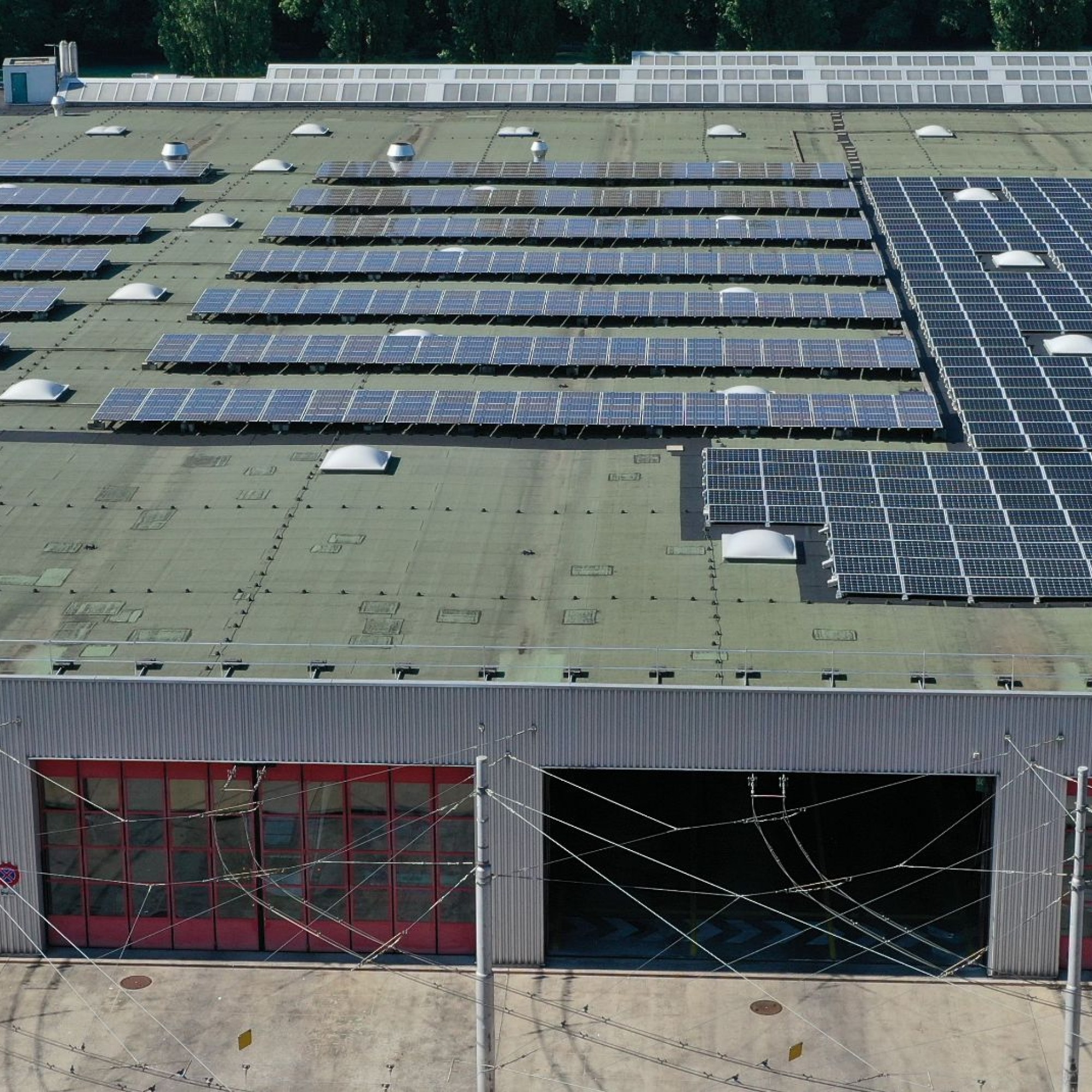 L’installation PV des Transports publics genevois est en 2020 la plus grande au monde à alimenter directement un réseau de trams.