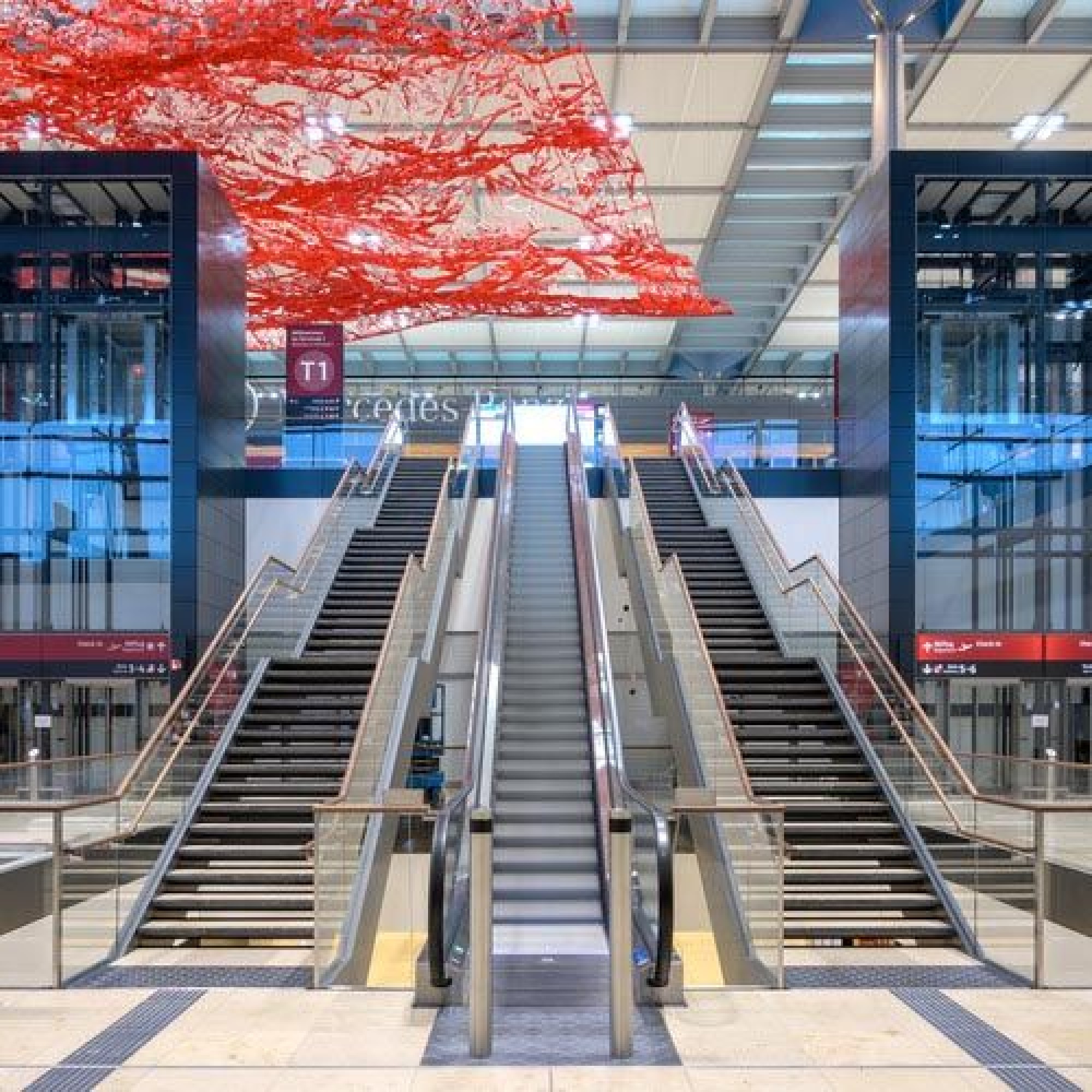 Berlin-Brandeburg inaugure enfin l'aéroport le plus cher du monde