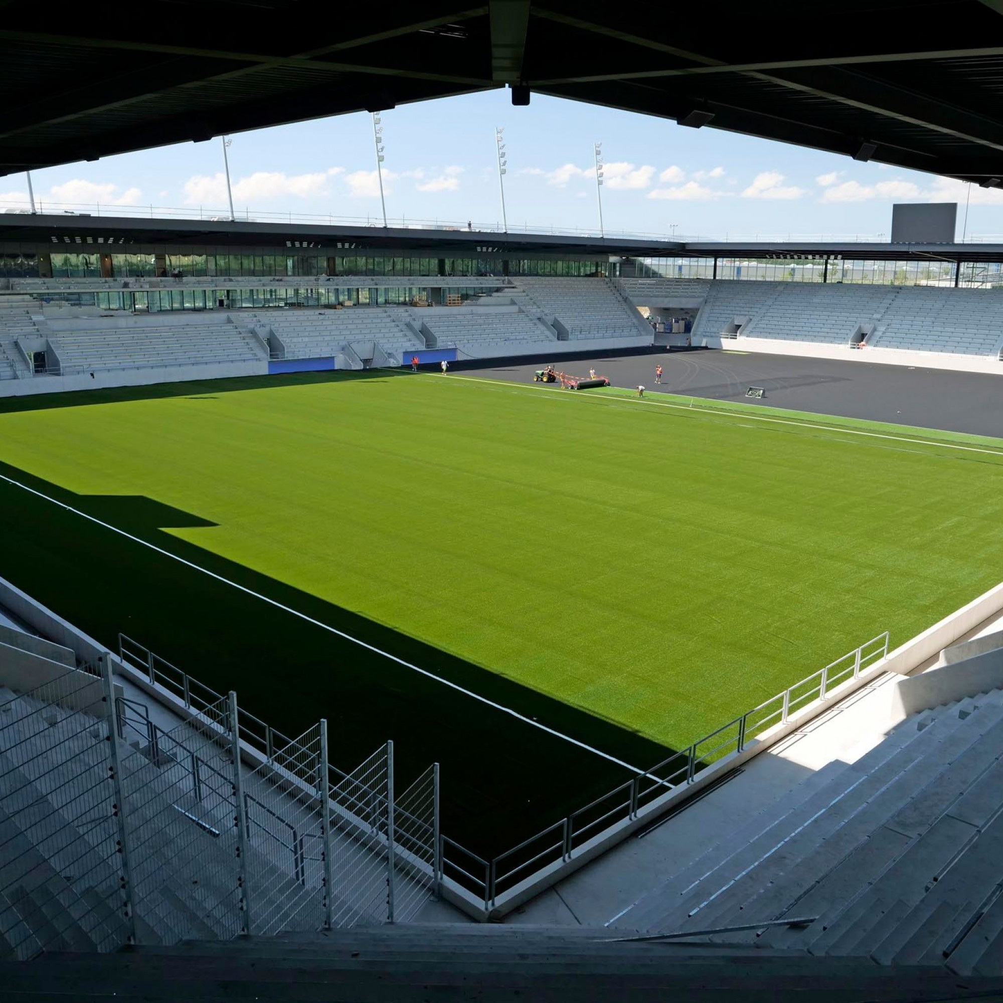 Lausanne-Sports inaugure son stade de football de la Tuilière