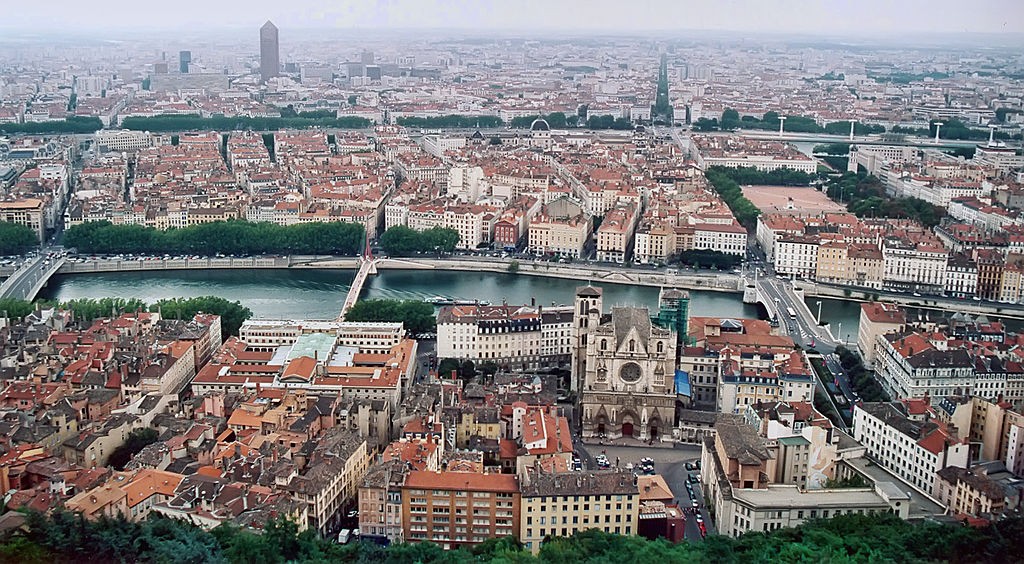 Lyon teste la peinture anti-chaleur sur ses trottoirs