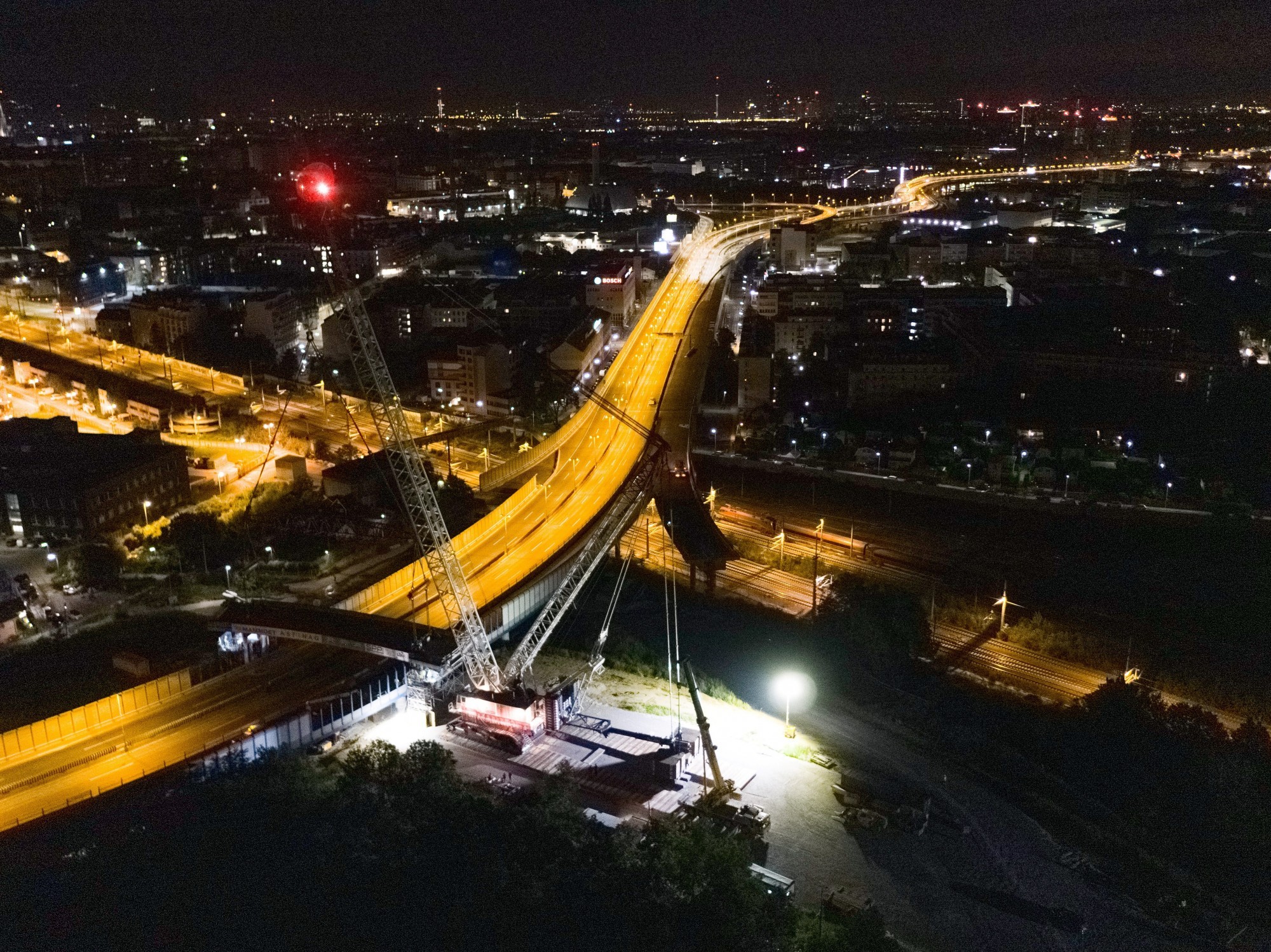 Fermeture complète d'une section de la tangente sud-est de Vienne pendant la nuit.