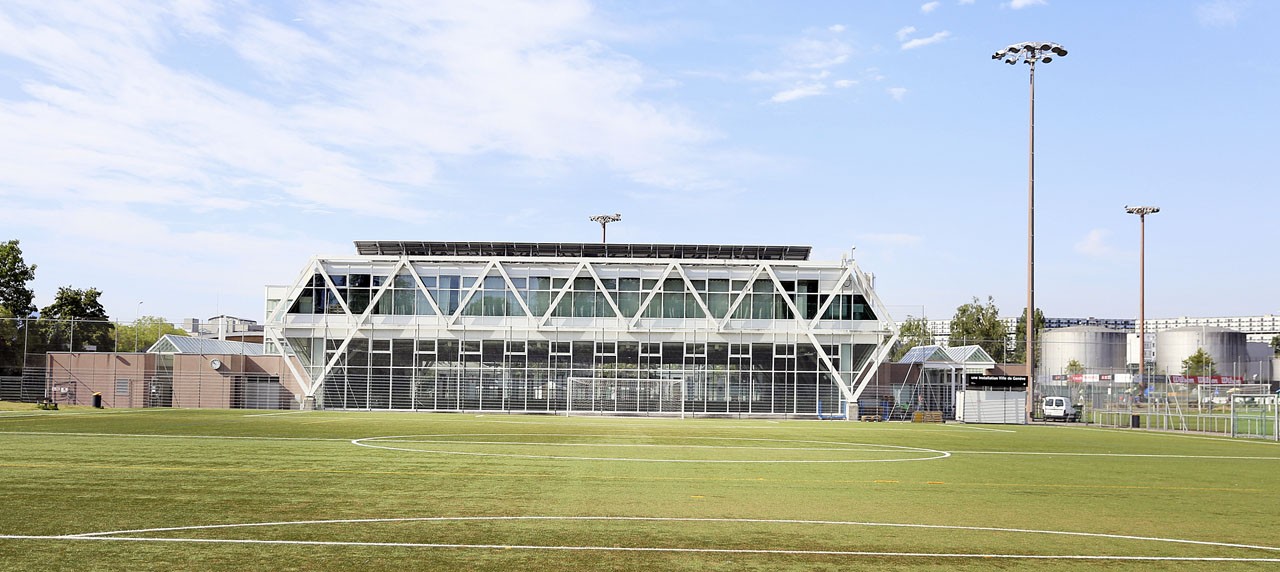 La construction d’une future halle de tennis couverte et de terrains extérieurs est prévue au Centre sportif du Bois-des-Frères de Genève.