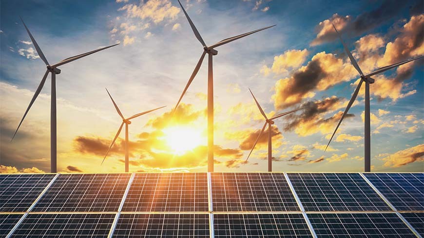 Le développement de l'énergie photovoltaïque et éolienne permet de réduire la dépendance vis-à-vis des importations d'électricité et donc les émissions de CO2.