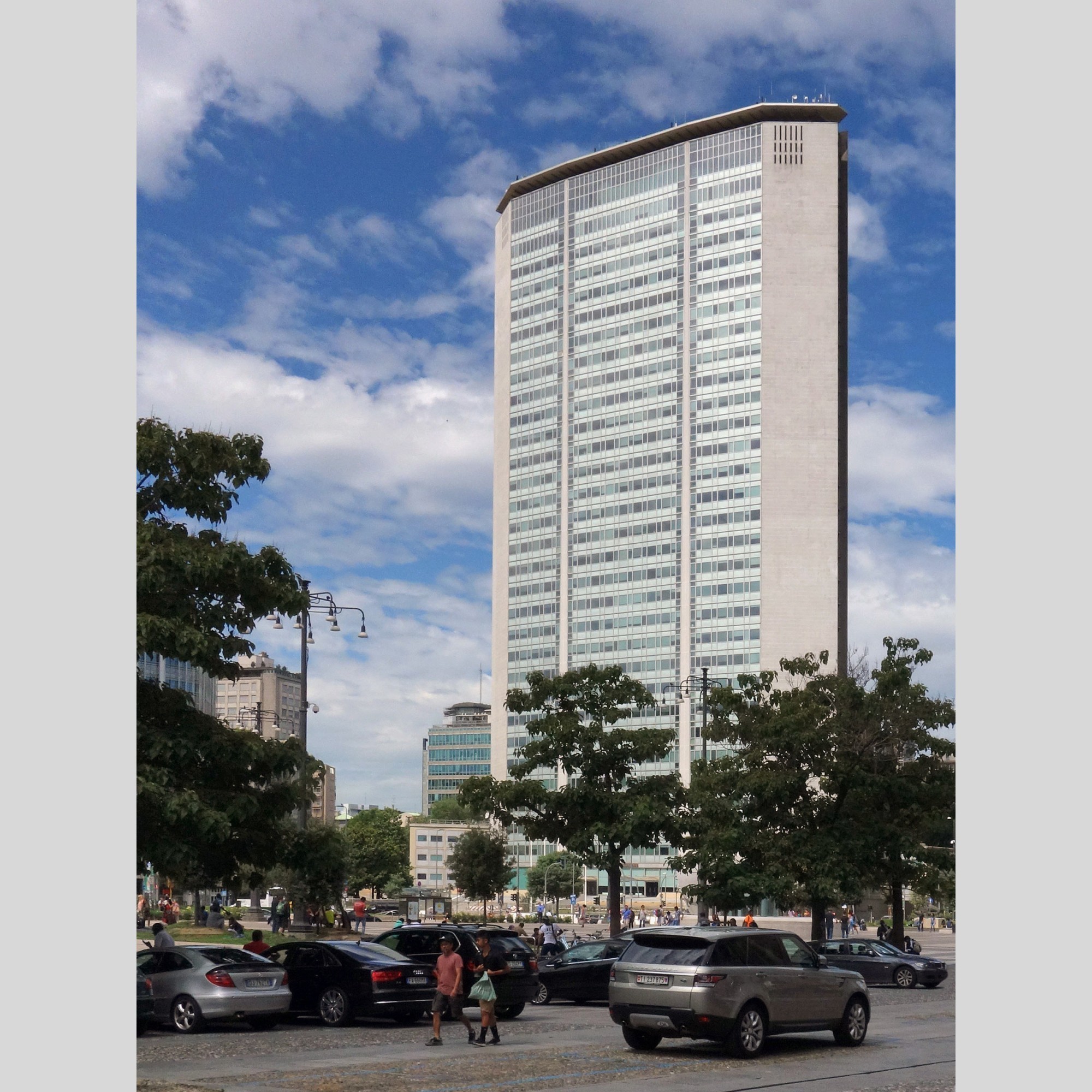 Le Palazzo Pirelli de Gio Ponti et Pier Luigi Nervi à Milan et ses 127 m de hauteur comptait parmi les plus hauts édifices européens des années soixante.