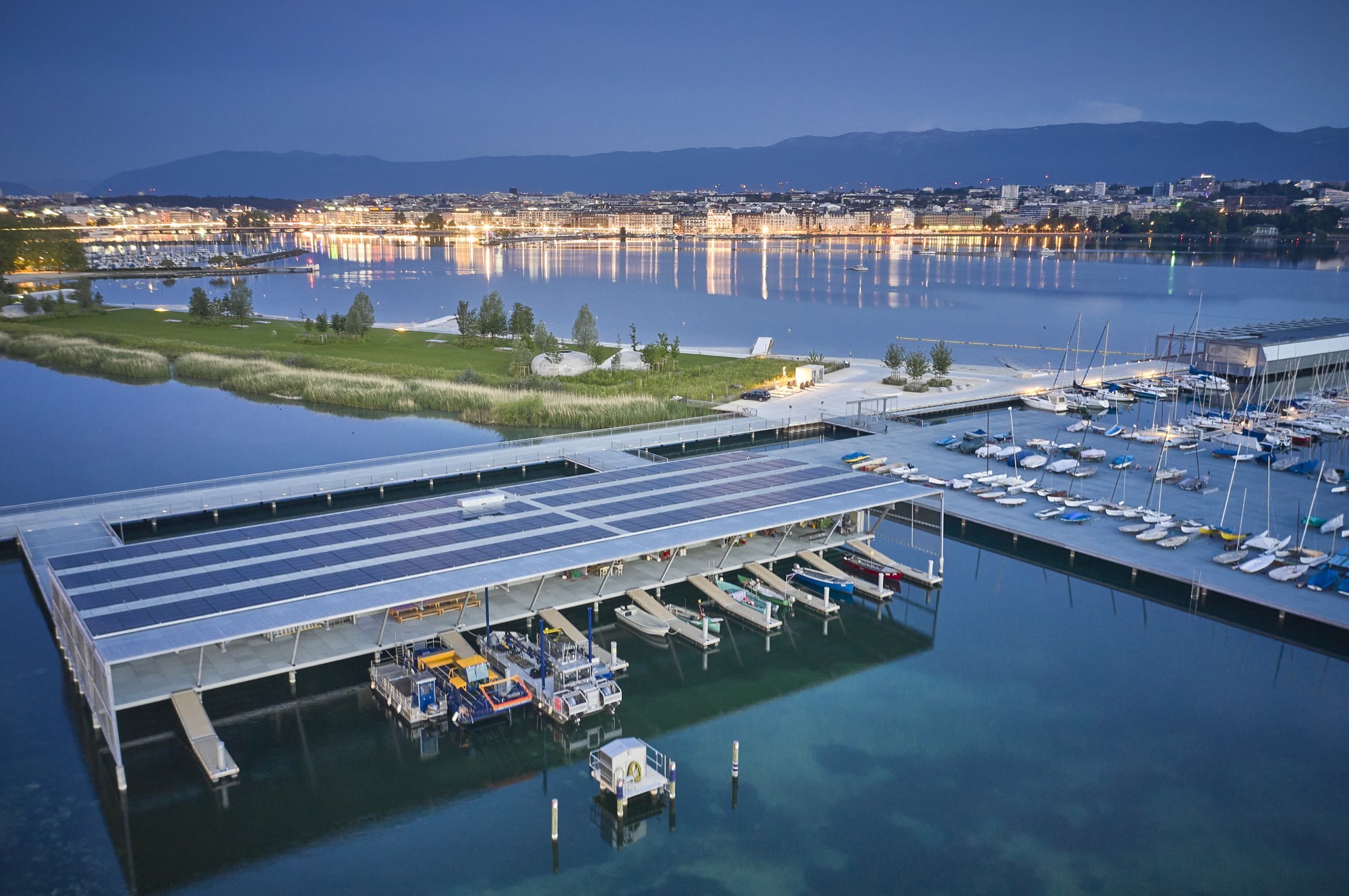 Située à l’extrémité de la Plage publique des Eaux-Vives, la Maison de la Pêche a été inaugurée ce jeudi 9 juin 2022.