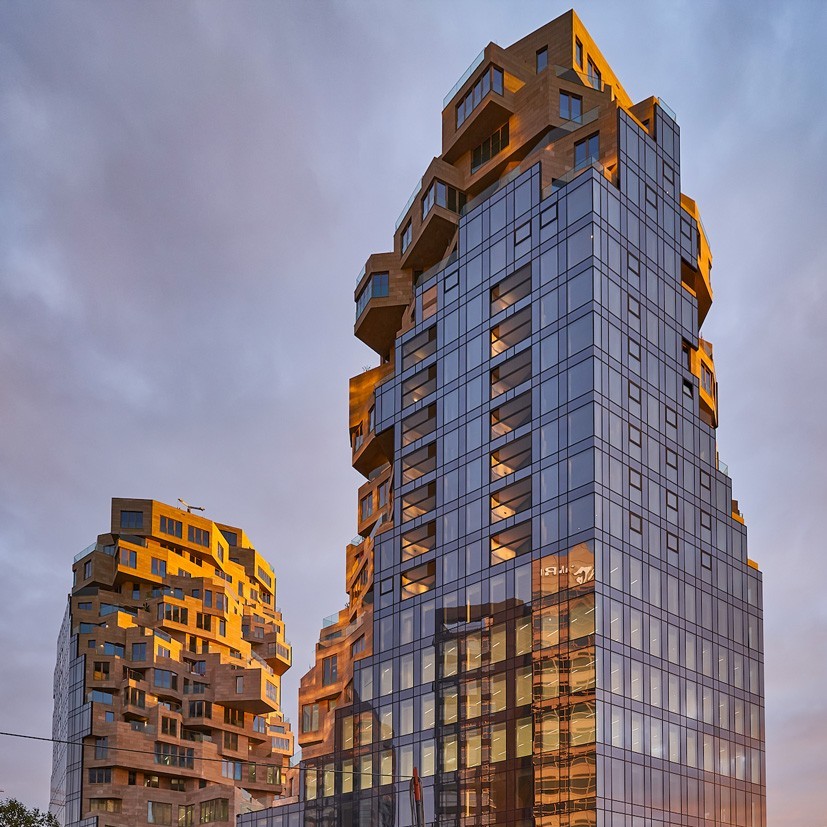 Le bureau d'architectes néerlandais MVRDV a remporté le prix prestigieux cette année avec son complexe d' immeubles à Amsterdam.