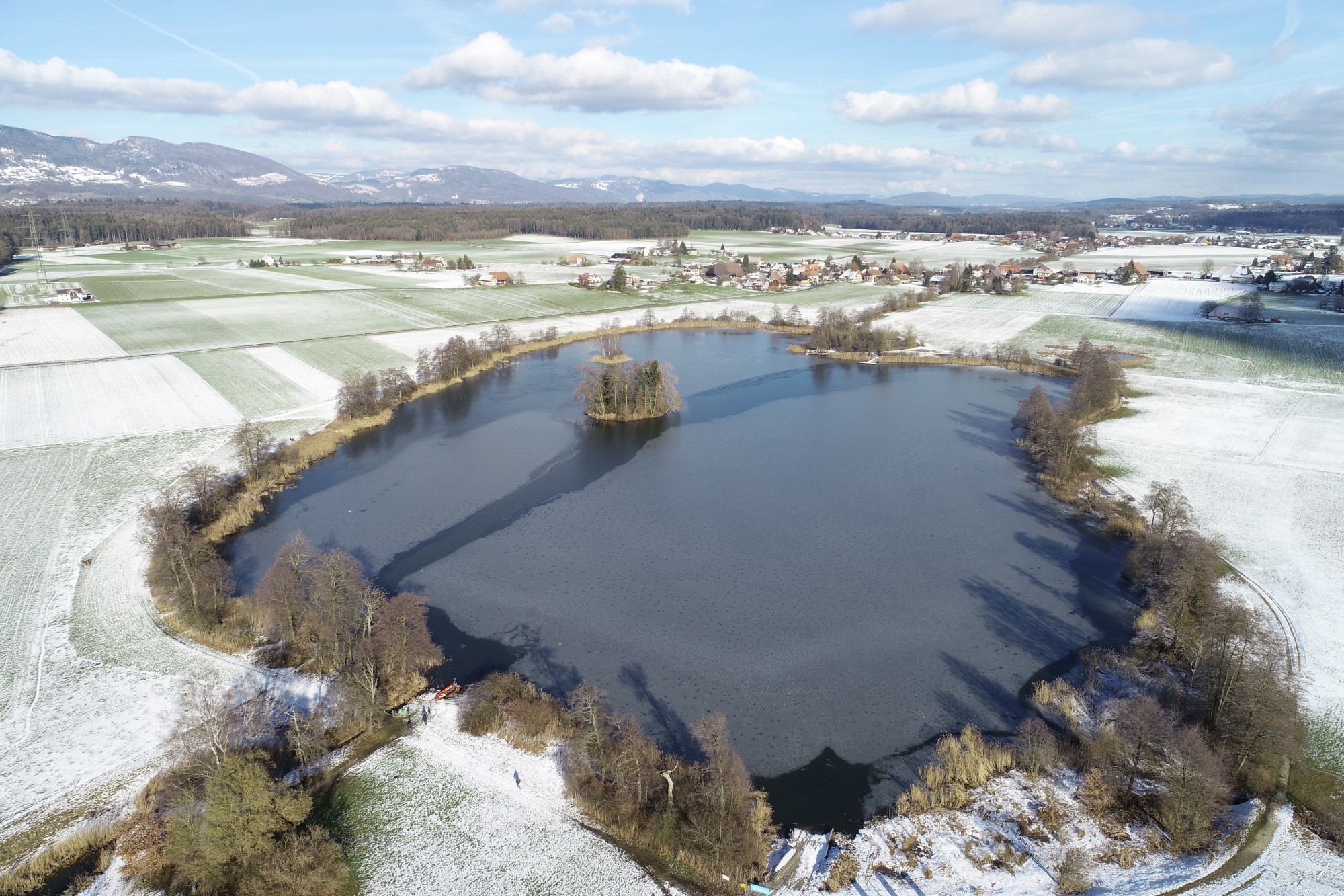 La grande île du lac d’Inkwil, un site archéologique d’importance nationale et internationale.