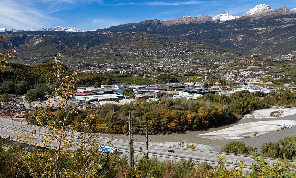 Ile Falcon, Sierre