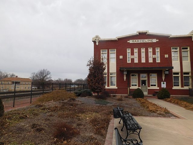 Le Walt Disney Hometown Museum a été créé en 2001 pour célébrer le 100e anniversaire du fils préféré de Marceline, Walter Elias Disney.