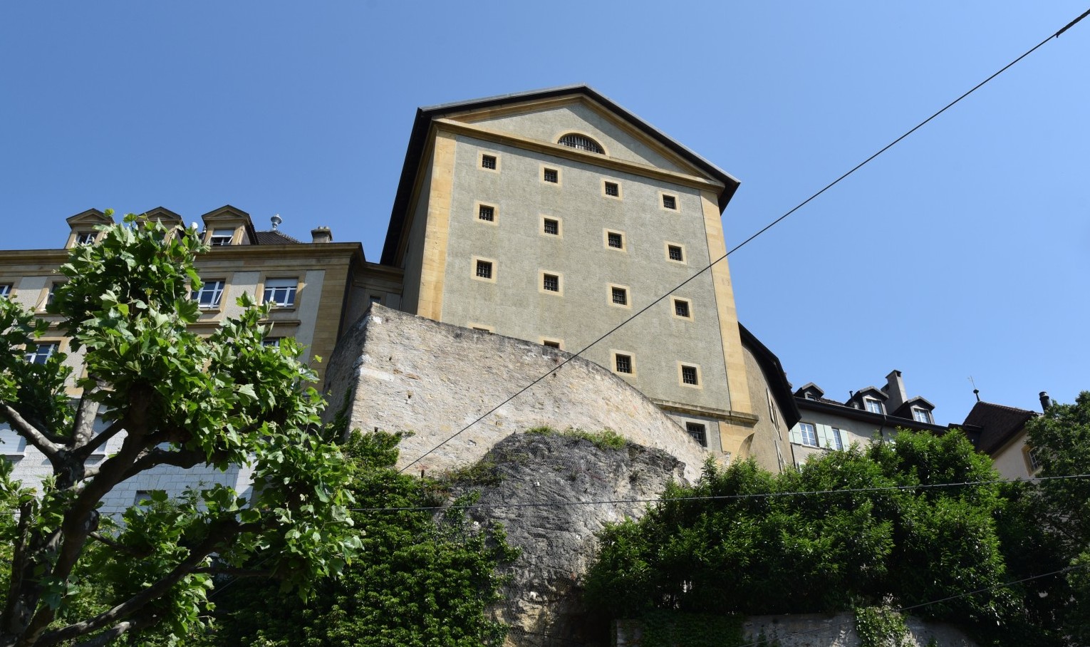 Tour des prisons NE 1