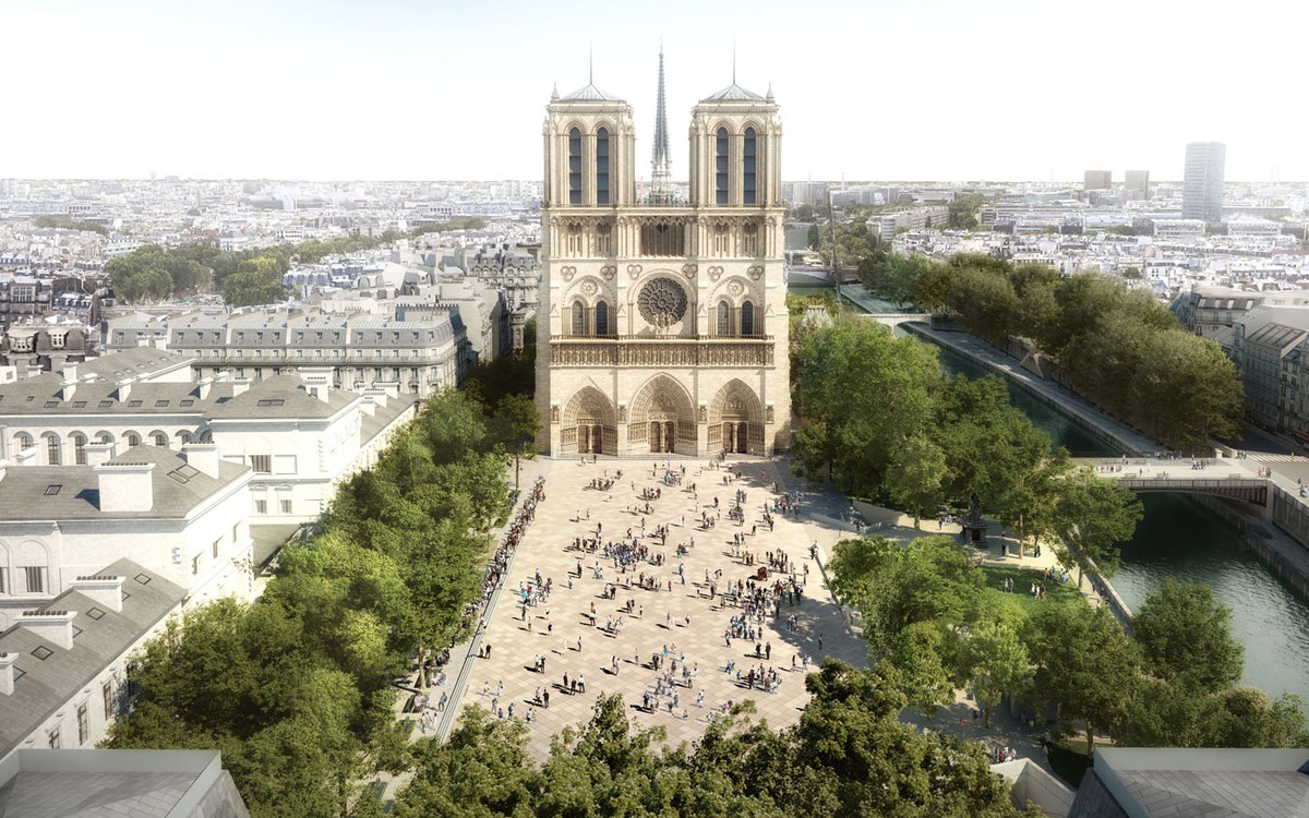 Notre Dame parvis