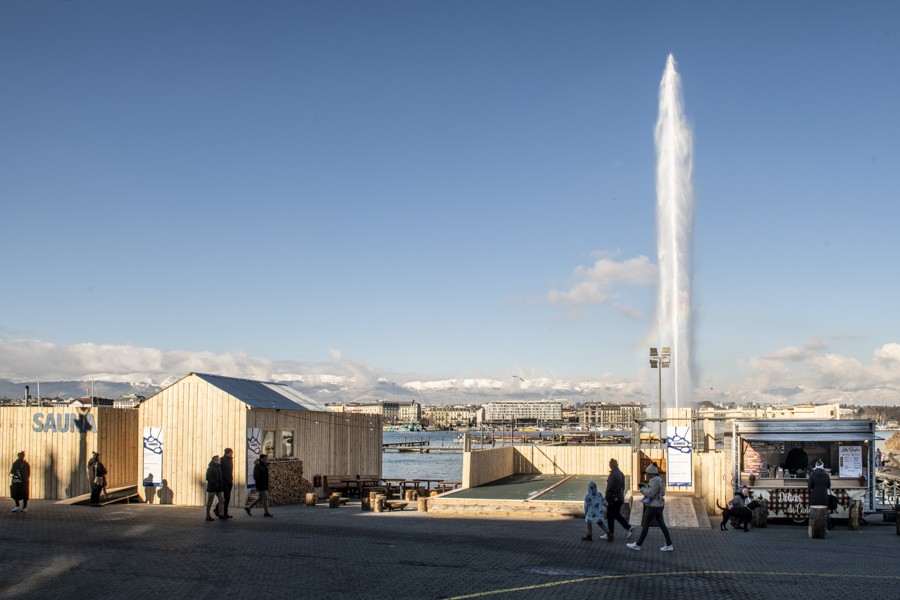 Cet espace ludique hivernal accueille le public sur le quai Gustave-Ador jusqu'au 31 mars. Des activités sportives et de bien-être y sont proposées durant l'hiver.