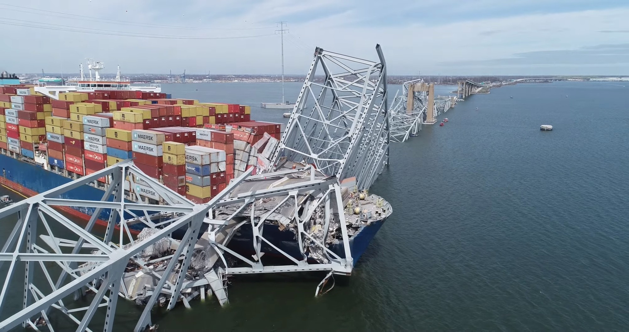 Suite à l’effondrement tragique du pont Francis-Scott-Key à Baltimore six personnes ont perdu la vie lorsque des véhicules sont tombés dans le vide.