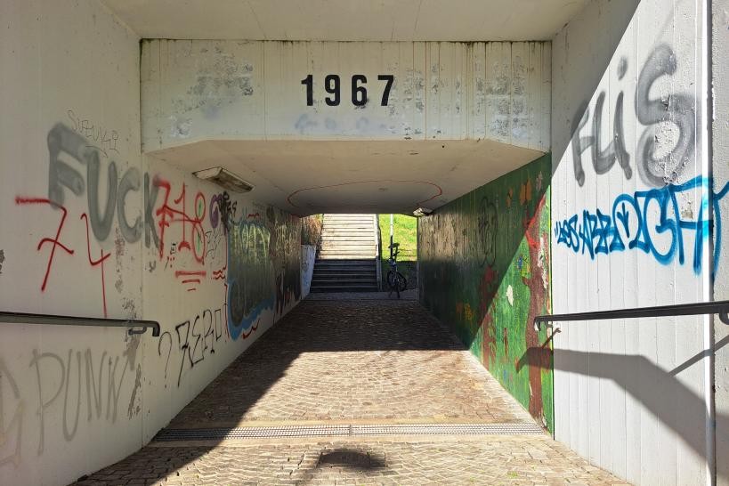 Le passage Panorama-Espérance fait partie des espaces mis à disposition par la Ville de Vevey pour l’art urbain, offrant aux artistes un lieu dédié aux graffitis.