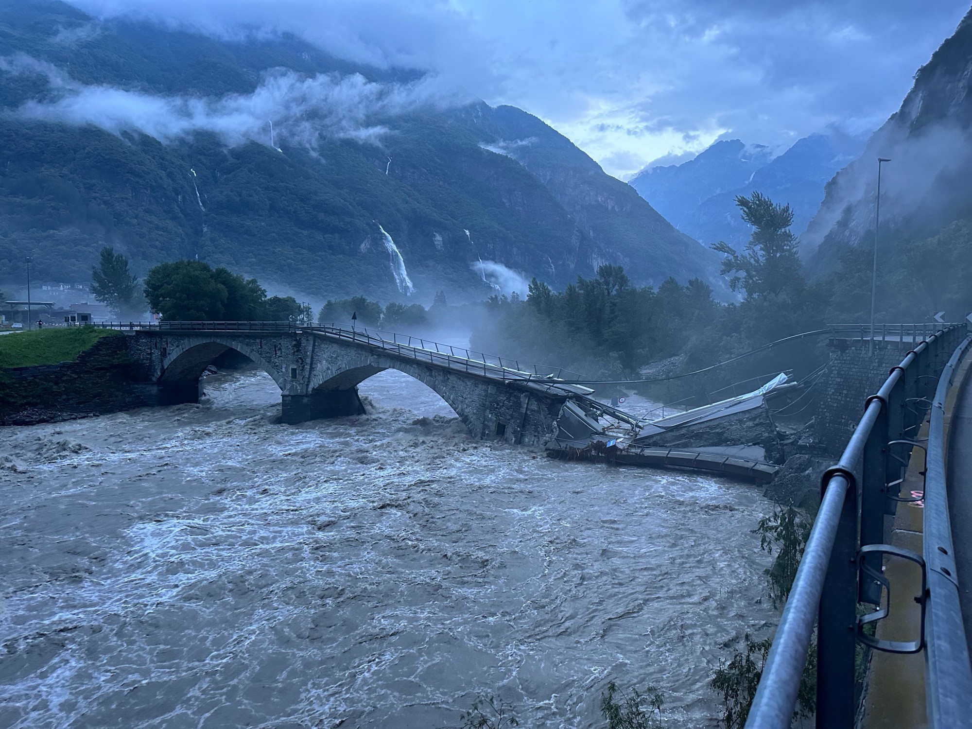 D’importants dégâts ont touché le pont Visletto, détruit en juin dernier lors de violentes inondations.
