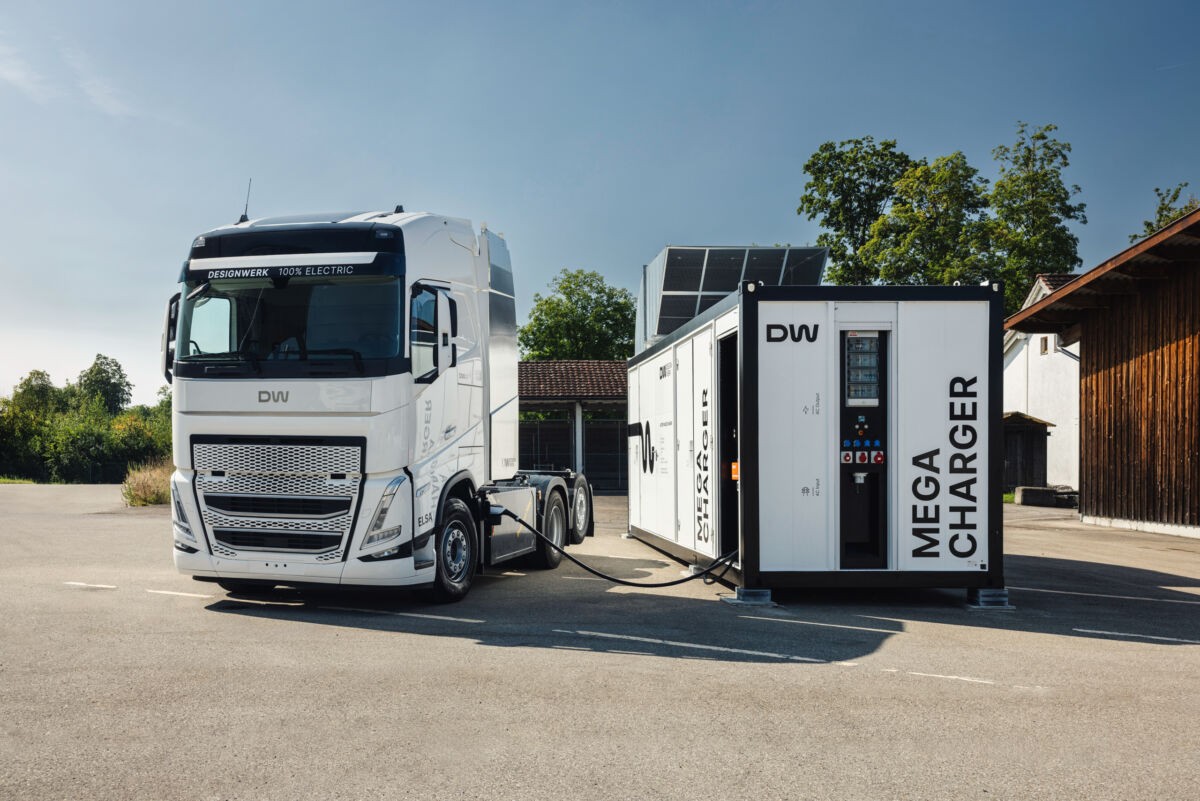 Chargeur électrique puissant 2