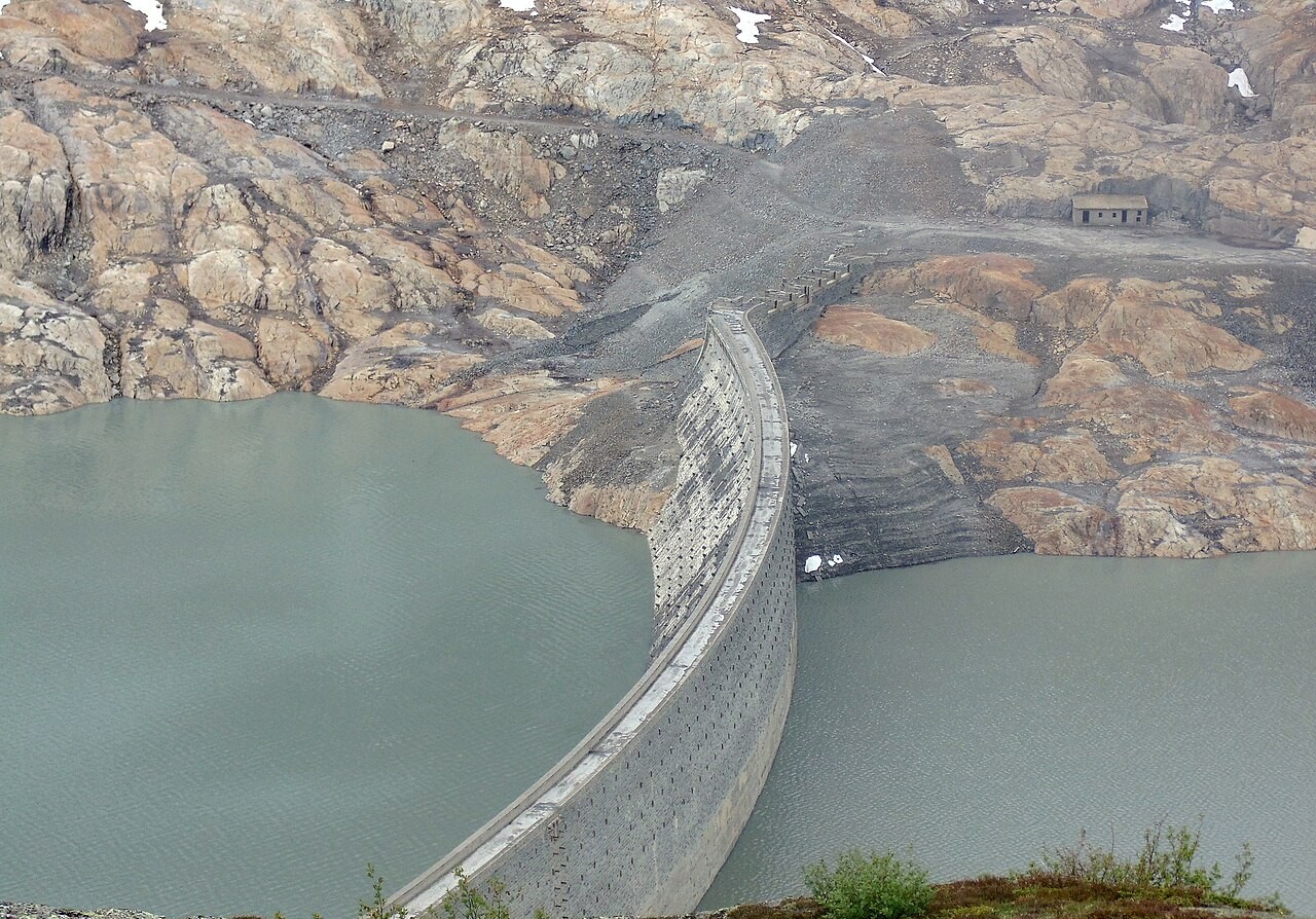 Barrage de Barberine, Emosson