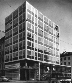 Vue générale de l’Hôtel de l’Ancre en 1960.