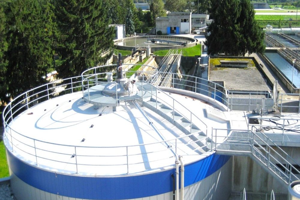 STEP de Sion‑Châteauneuf, en modernisation pour améliorer le traitement des eaux.