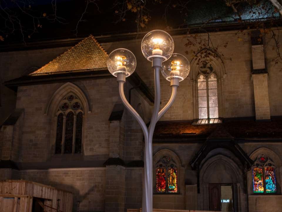 Prototype du futur luminaire prévu pour la Place Saint‑François et l’avenue de Bourg à Lausanne.