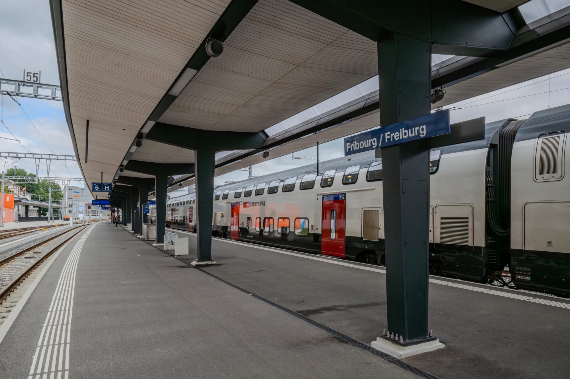 Les ouvriers travaillent à Fribourg, où les horaires sont temporairement modifiés.