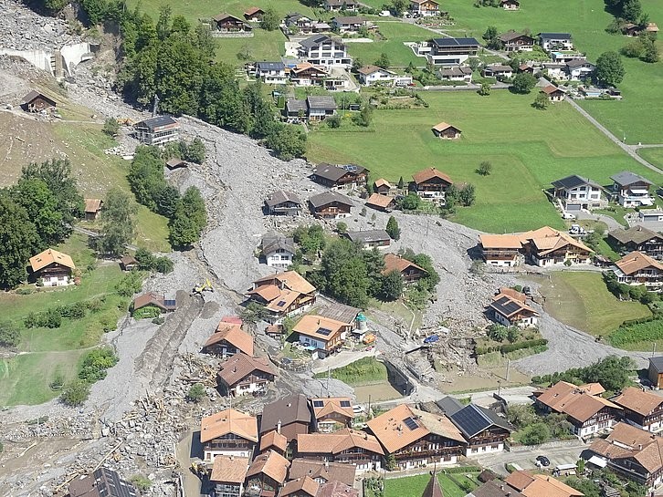 Coulée de boue au-dessus de Brienz : le bassin de rétention a été entièrement rempli lors de l’orage.