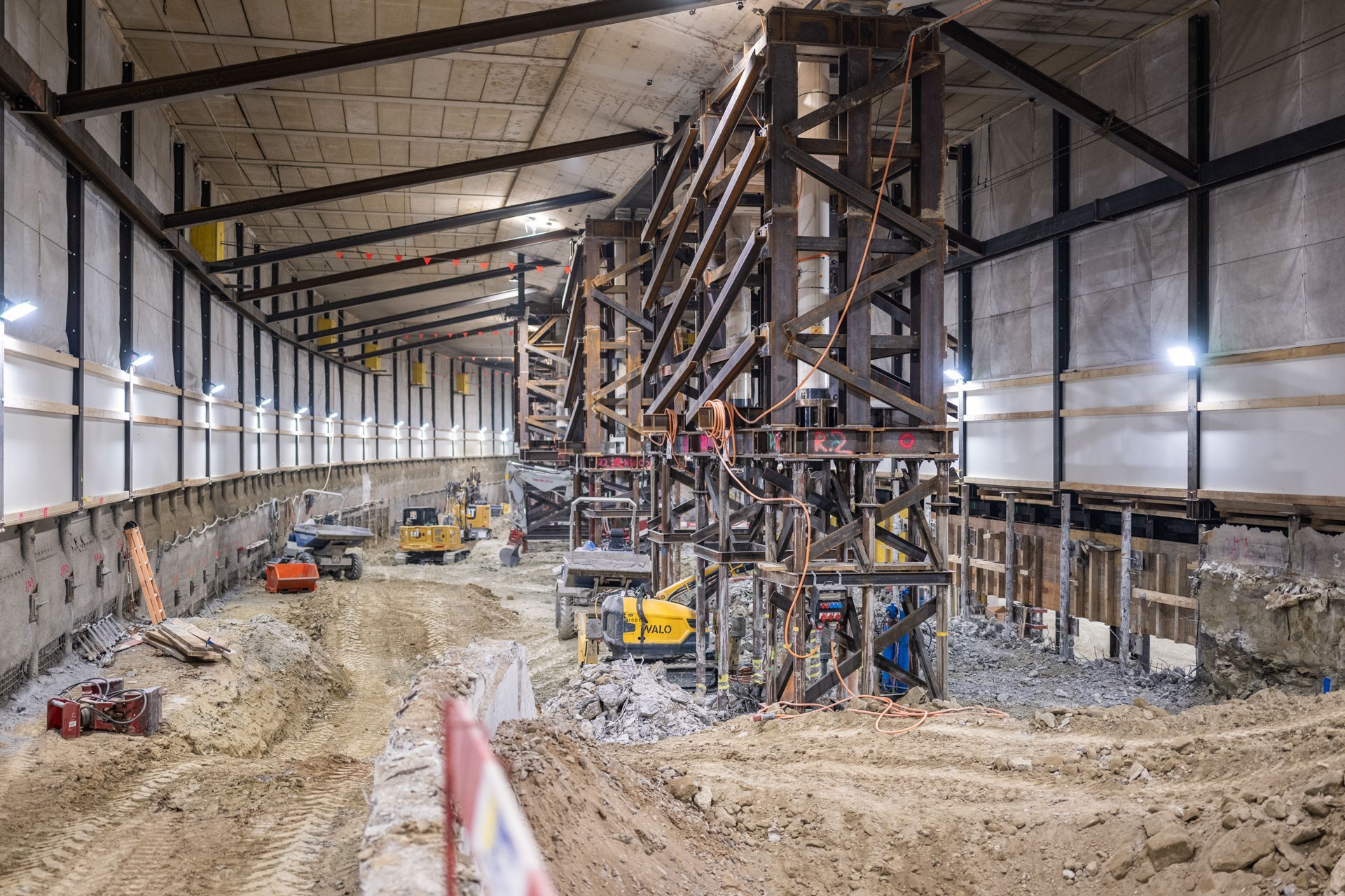 Vue sur le chantier du passage souterrain «Mitte» : à l'avenir, les voyageurs venant du quartier de Länggasse ou de Hirschengraben pourront ainsi rejoindre rapidement et sans détours les gares CFF et RBS.