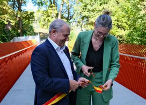 Inauguration de la nouvelle passerelle du Nant‑Manant, en présence des autorités de Lancy et de Genève.