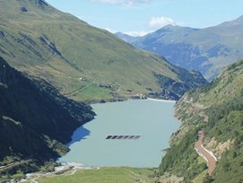 Projet d'ile solaire sur le lac alpin de Toules.