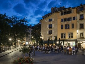 place du Bourg_de_four