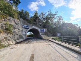 Tunnel Roche JU 1