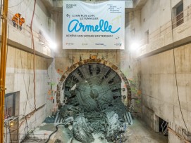 Pendant plus de deux ans le tunnelier Armelle long de 100 m et pesant plus de 1300 t  a été à l'ouvrage sur la ligne. Il perce la paroi de l'ouvrage Hugo.