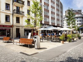 Le Pré-du-Marché une fois les travaux effectués. Un tout nouvel environnement agréable et totalement pensé pour les piétons. La zone piétonne a été agrandie et la place du quartier renommée en Place Aloïse-Corbaz.