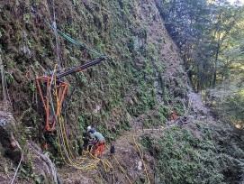 En raison des travaux de sécurisation du sentier des gorges du Chauderon, le chemin pédestre est toujours fermé et ne doit être emprunté en aucun cas.