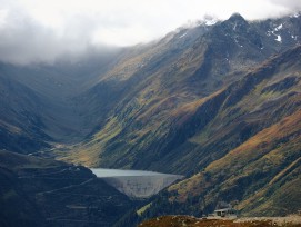 Le lac de retenue Lai da Nalps dans le canton des Grisons, dans la commune de Tujetsch. Axpo prévoit de construire une centrale solaire alpine à côté du barrage (image symbolique)