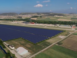 Avec une production annuelle d'électricité d’environ 35 GWh, dont une proportion hivernale supérieure à 10 GWh, le plus grand parc solaire de Suisse apportera une contribution à la sécurité d’approvisionnement du pays