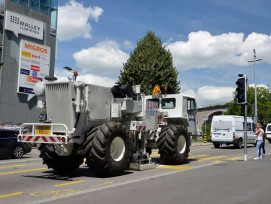 Les camions vibreurs lausannois se lancent à la recherche de chaleur renouvelable grâce à la prospection géophysique.