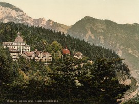 Vue de l'établissement de cure Sonnenberg à Seelisberg vers 1900. La propriété est actuellement  en attente d'importantes rénovations afin de pouvoir devenir un lieu touristique.