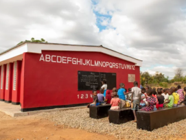 Cette école imprimée en 3D au Malawi est construite par 14Trees, une coentreprise avec Holcim et CDC, la branche britannique du financement du développement, pour accélérer la fourniture de logements et d'écoles abordables en Afrique.