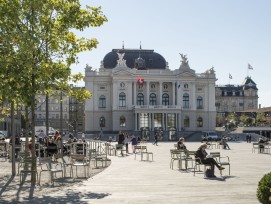 Vue de l'Opéra de Zürich.