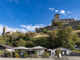 Le canton du Valais et la ville de Sion ont inauguré la Buvette « L’Entre2 » et le « Café de Valère» au pied de la Basilique de Valère.