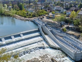 La petite centrale hydroélectrique de Neuewelt, équipée de sa nouvelle échelle à poissons, a été mise en service il y a un mois.