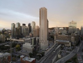 Le 900 Saint‑Jacques à Montréal place la vie collective au cœur de son concept d’habitat, en multipliant les espaces communs pensés pour favoriser les interactions. Ces lieux de rencontre sont accessibles autant aux résidents qu’aux visiteurs de l’hôtel M