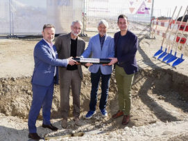 De gauche à droite: François Fellay, CEO de Romande Energie, co-actionnaire de ThermorésÔ Nyon SA, Pierre Wahlen, Municipal des Energies de la Ville de Nyon et Président du Conseil d’administration de ThermorésÔ Nyon SA, Daniel Rossellat, Syndic de la Vil