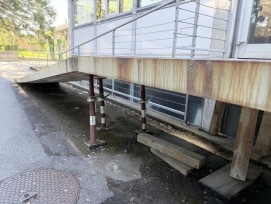 Le bâtiment PER 08 de l’Université de Fribourg fait partie du programme pluriannuel d’assainissement lancé par le Conseil d’tEat pour moderniser et sécuriser le parc immobilier cantonal.