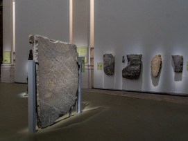 Les stèles anthropomorphes néolithiques de Sion seront exposées dans l’église des Jésuites.