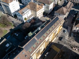 Des panneaux solaires rue du Simplon à Vevey témoignent de l’essor du photovoltaïque, au centre de la conférence que la Ville consacrera cet automne aux propriétaires.